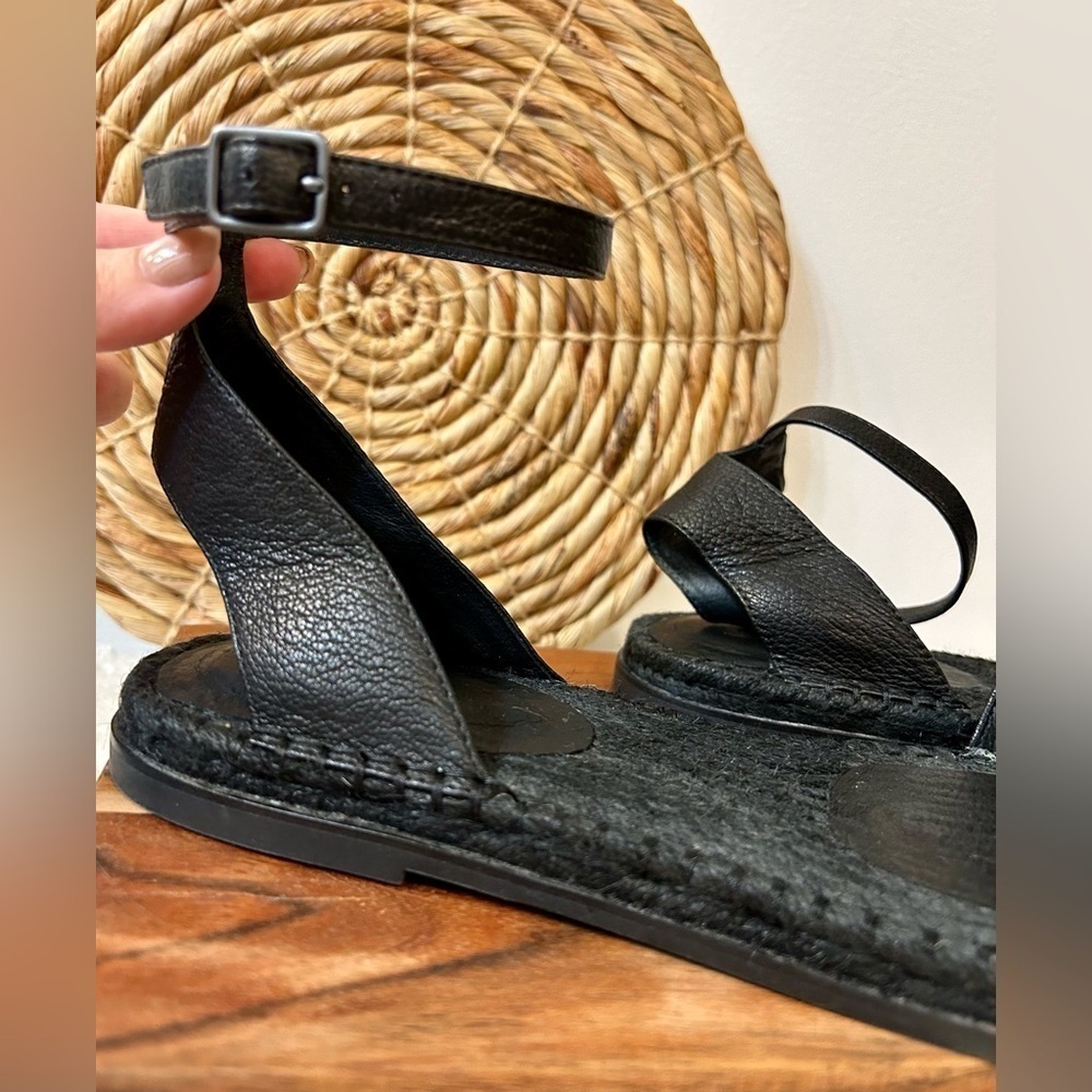 Eileen Fisher Mike Tumbled Leather Espadrille Sandals in Black Size 11 - Picture 7 of 10